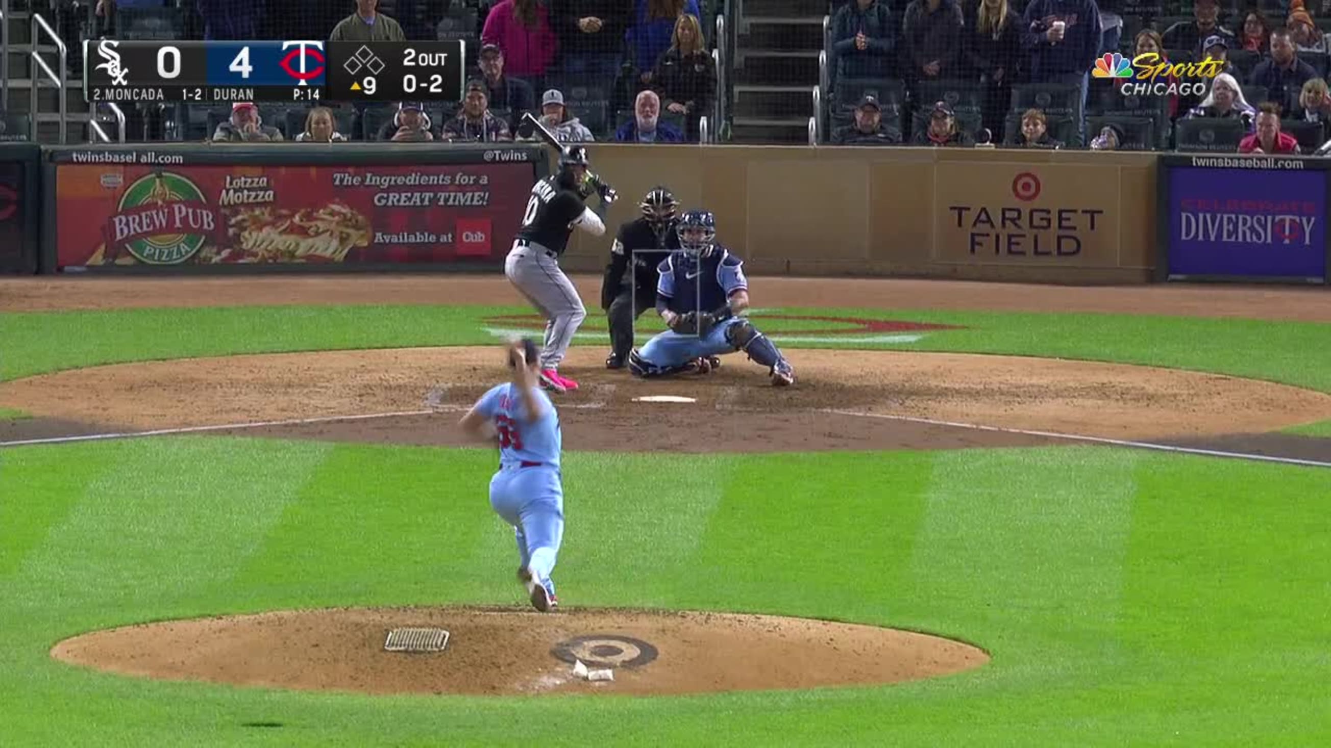 Twins Closer Jhoan Durán Throws MLB's Fastest Pitch in Five Years