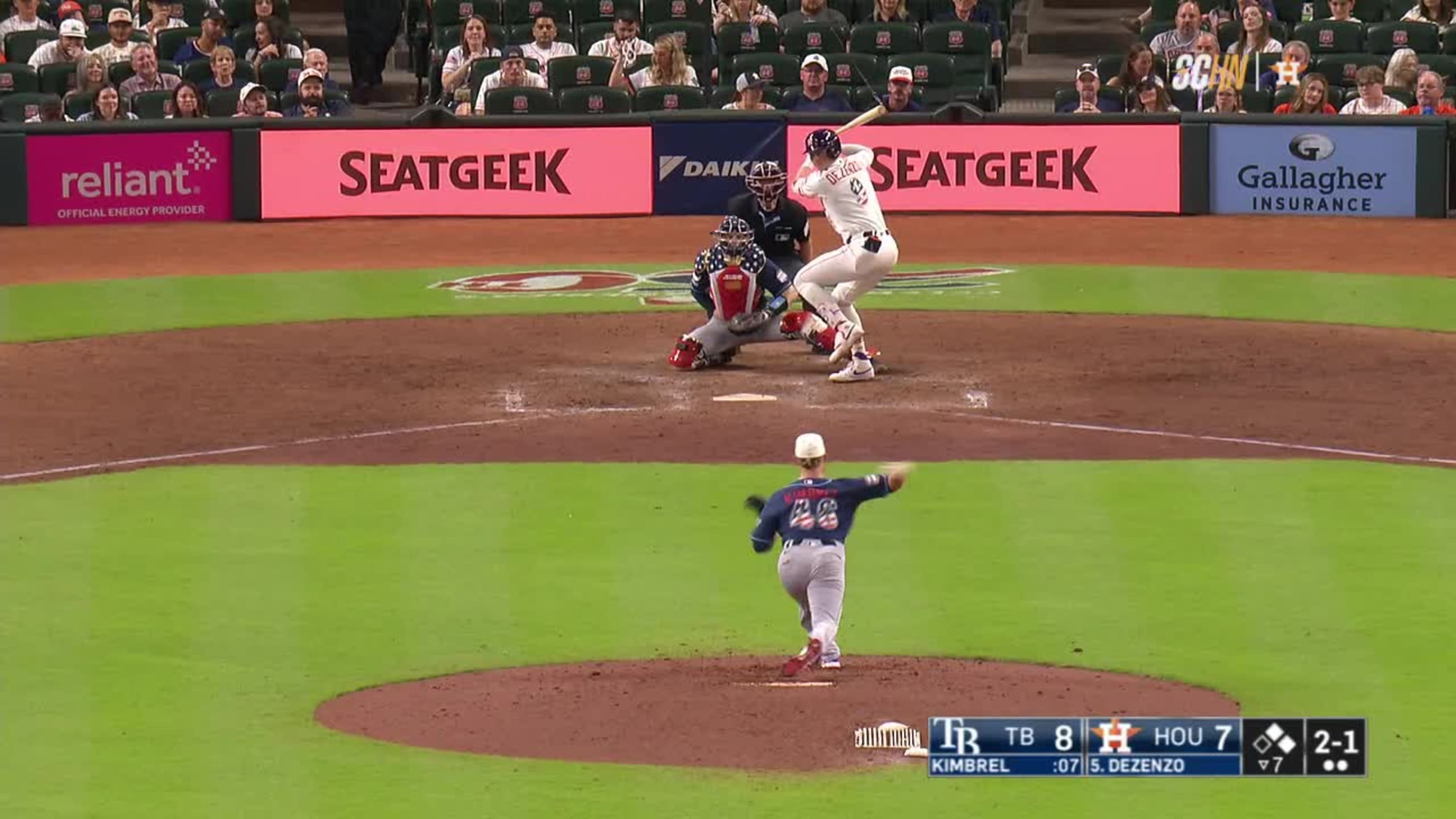 Houston　ASTROS Zach Dezenzo's game-tying single | 07/04/2026 | Houston Astros