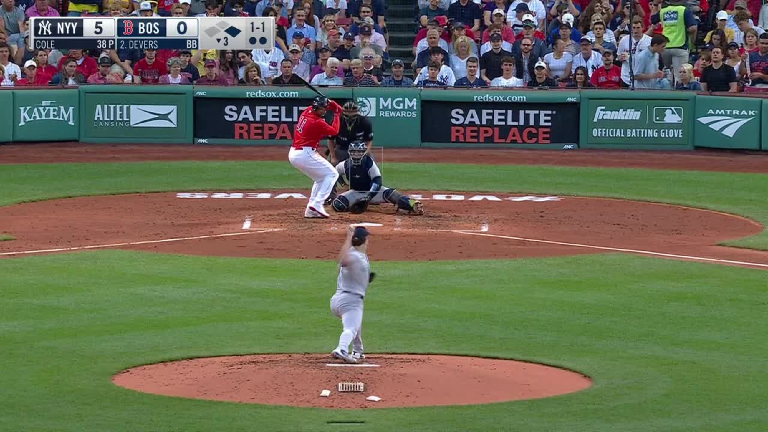 Rafael Devers' smile brightens up literally everyones day, 😁😁😁😁, By  NESN