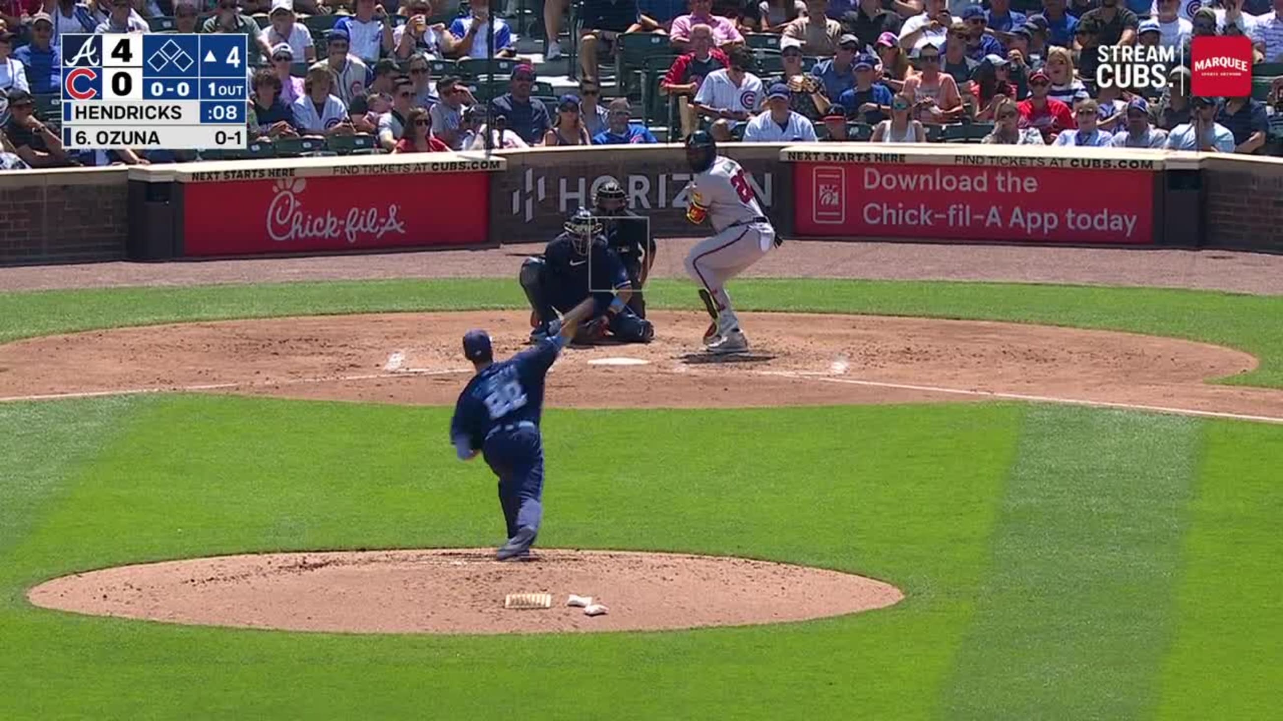 Crush and pose! Marcell Ozuna hits 479-foot home run and then poses for a  selfie 