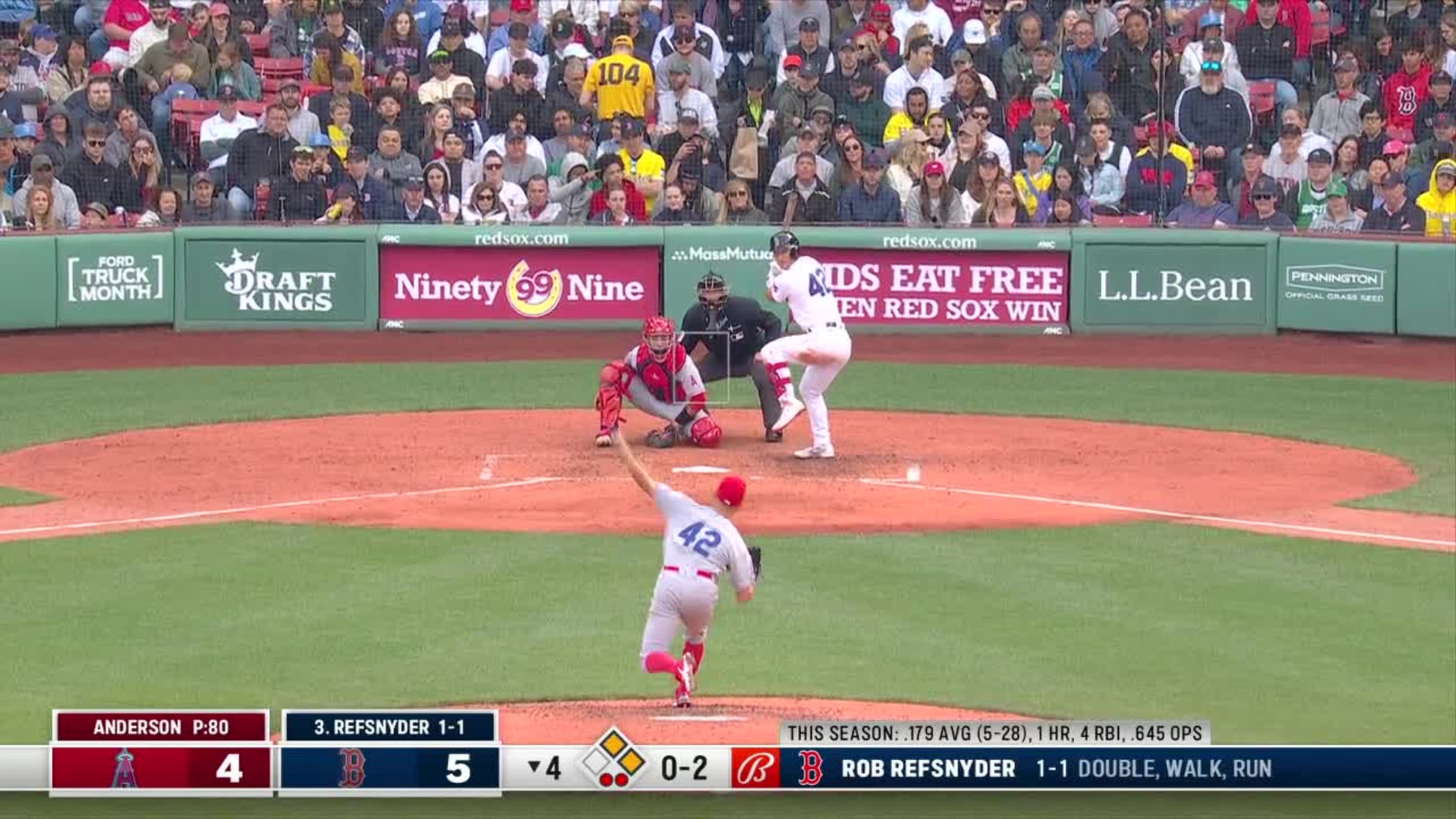 Rob Refsnyders RBI single 04/15/2023 Boston Red Sox