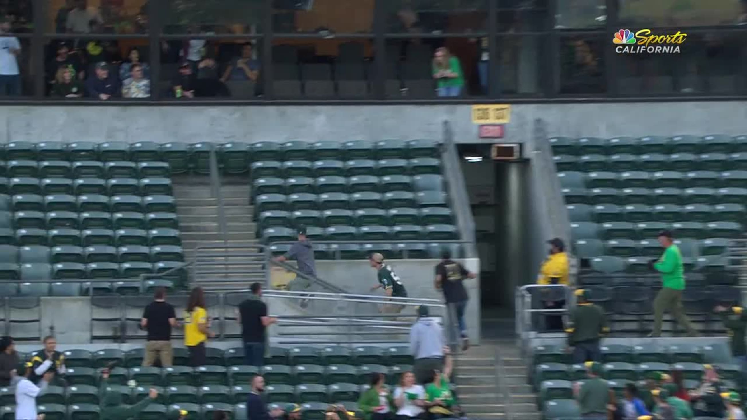 Outdoor Club Seats at Lambeau Field 