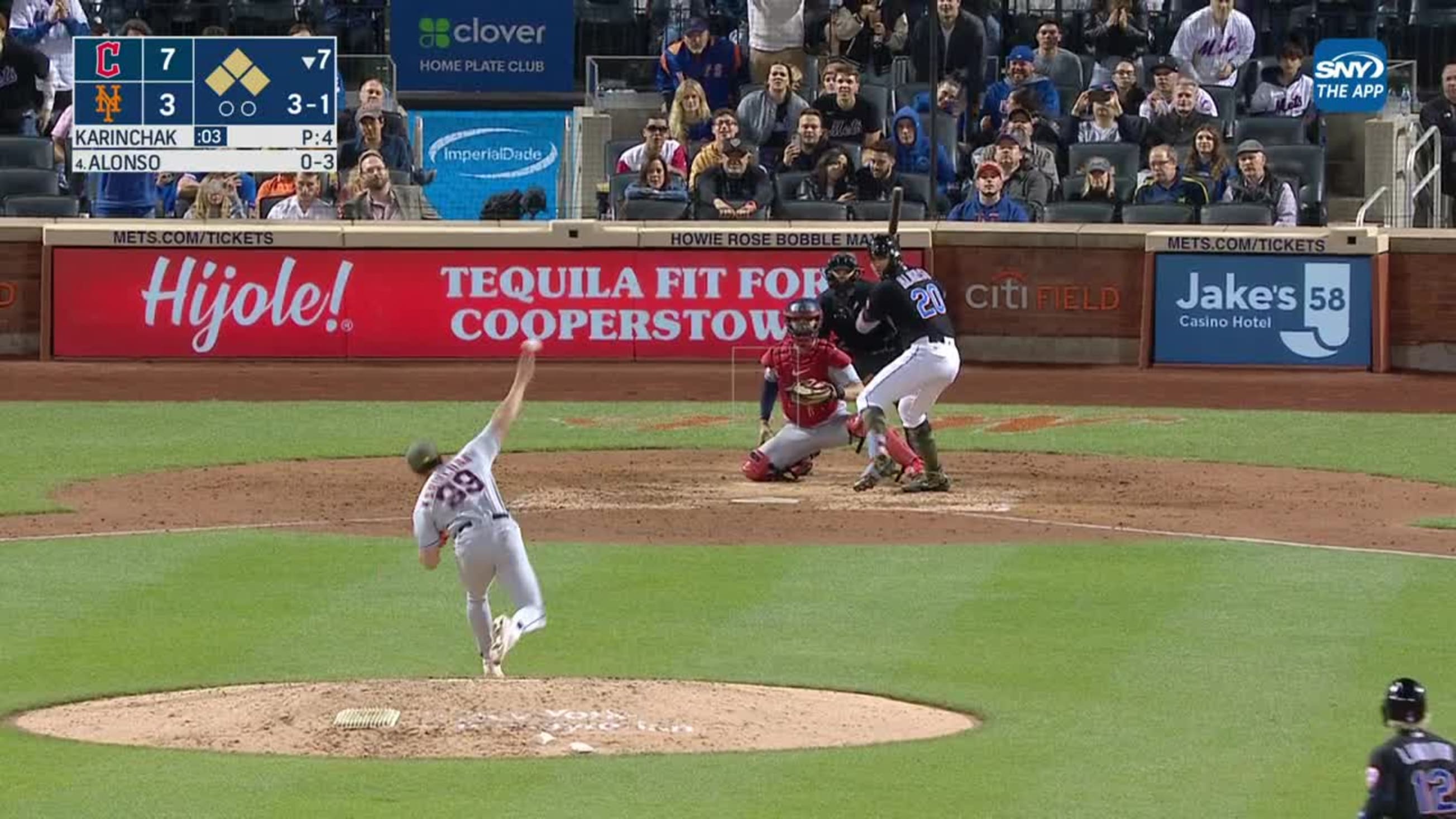 Pete Alonso's GIGANTIC game-tying GRAND SLAM! 