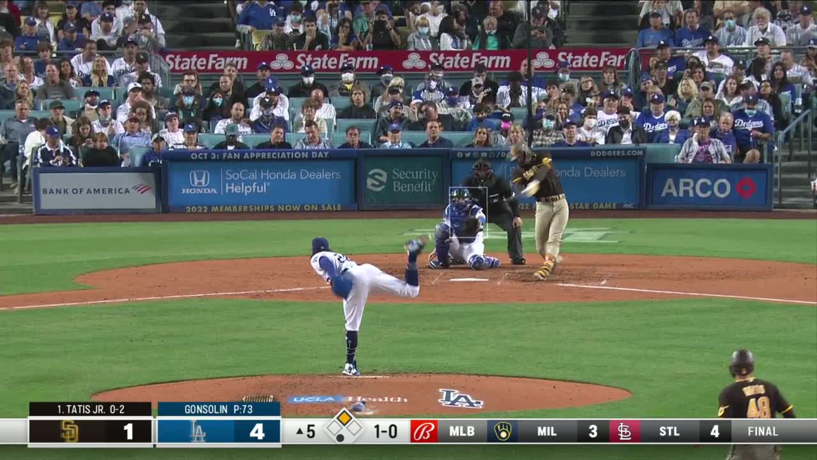 Fernando Tatis hits 2 homers at Dodger Stadium on father's anniversary -  True Blue LA