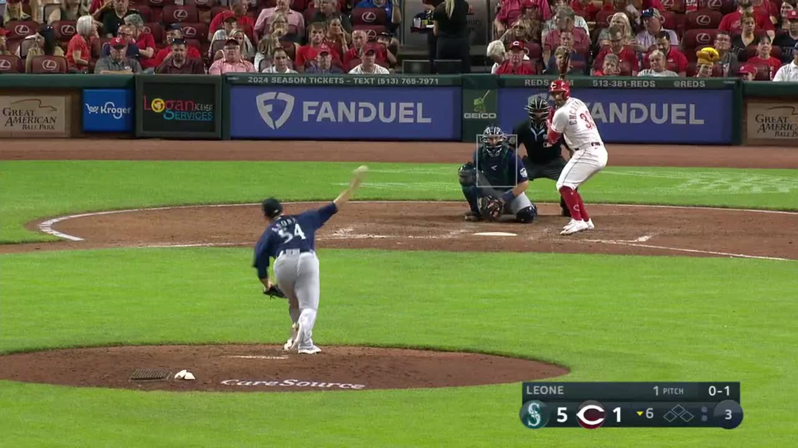 Encarnacion-Strand's solo homer, 06/10/2023