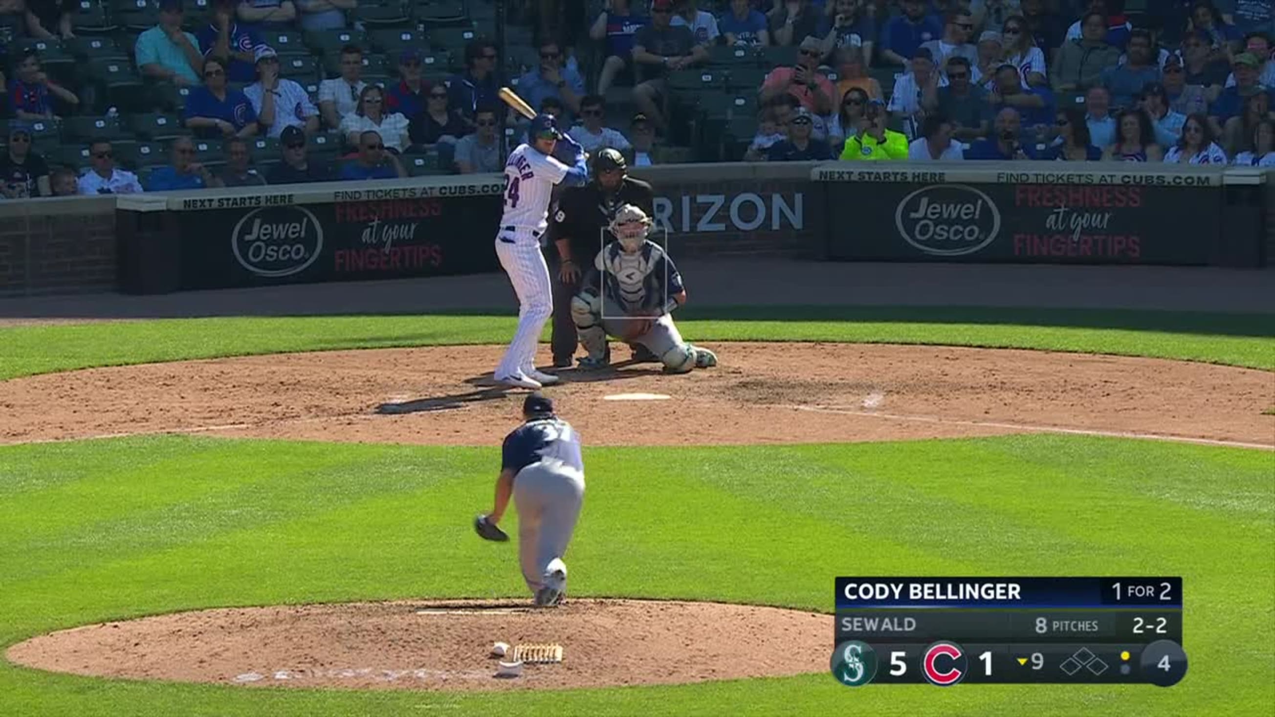 Cody Bellinger's solo homer (4), 04/20/2023