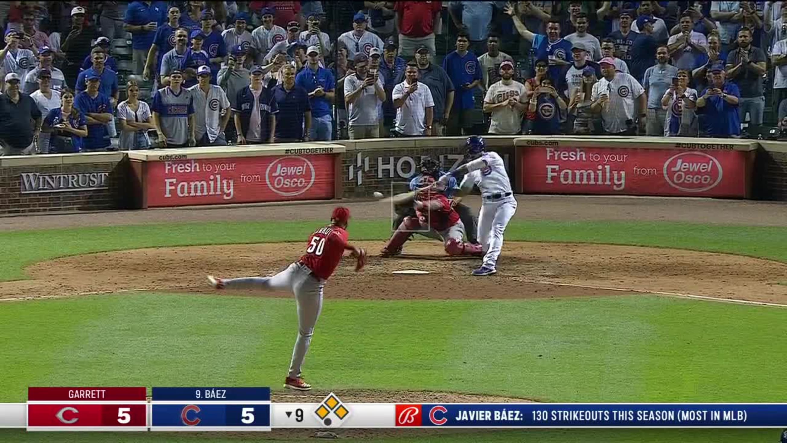 Javier Baez walk-off hit for Cubs vs. Phillies