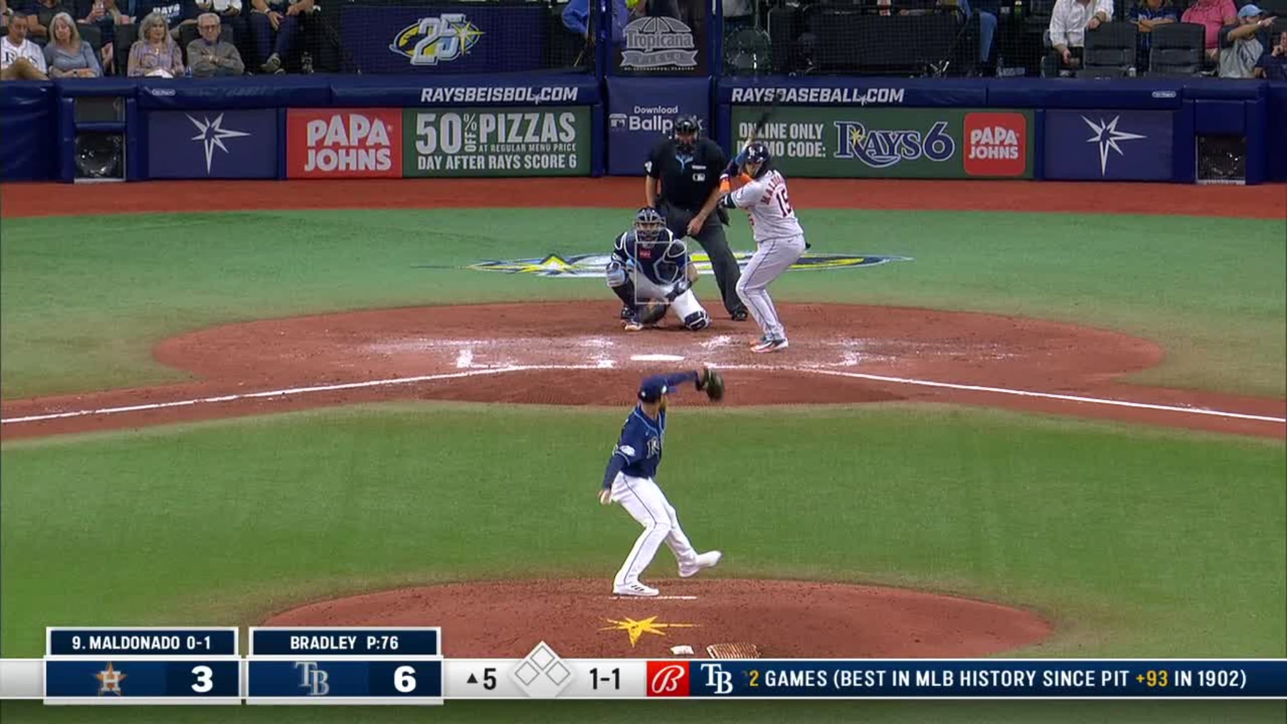 Wander Franco's wild, barehanded grab highlights Rays' historic