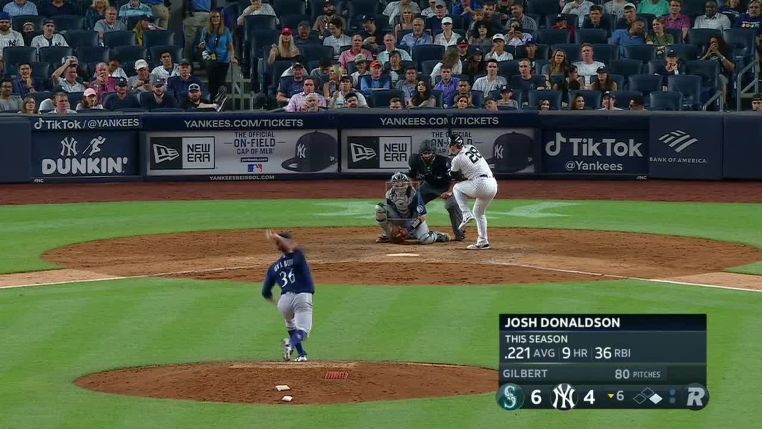 Braves' Josh Donaldson breaks out umbrella for 'Bringer of Rain'-themed  homer celebration 