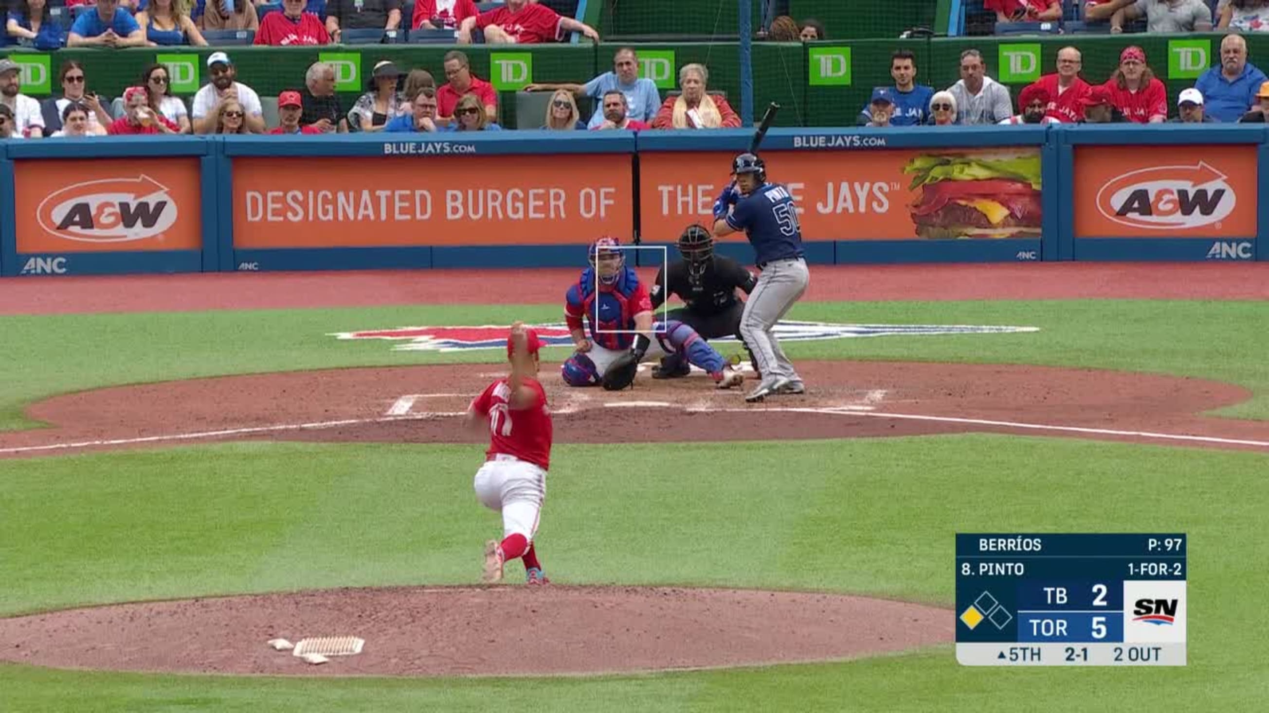 Bo Bichette's HEAD-SPINNING night on defence! 