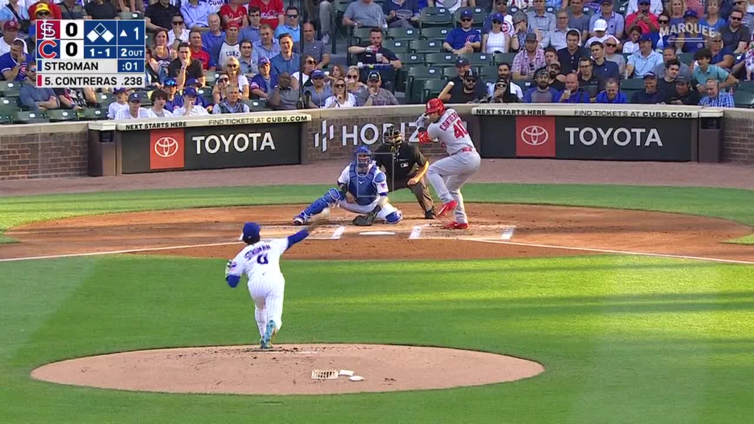 Willson Contreras hits an RBI double and asks for the boos again.