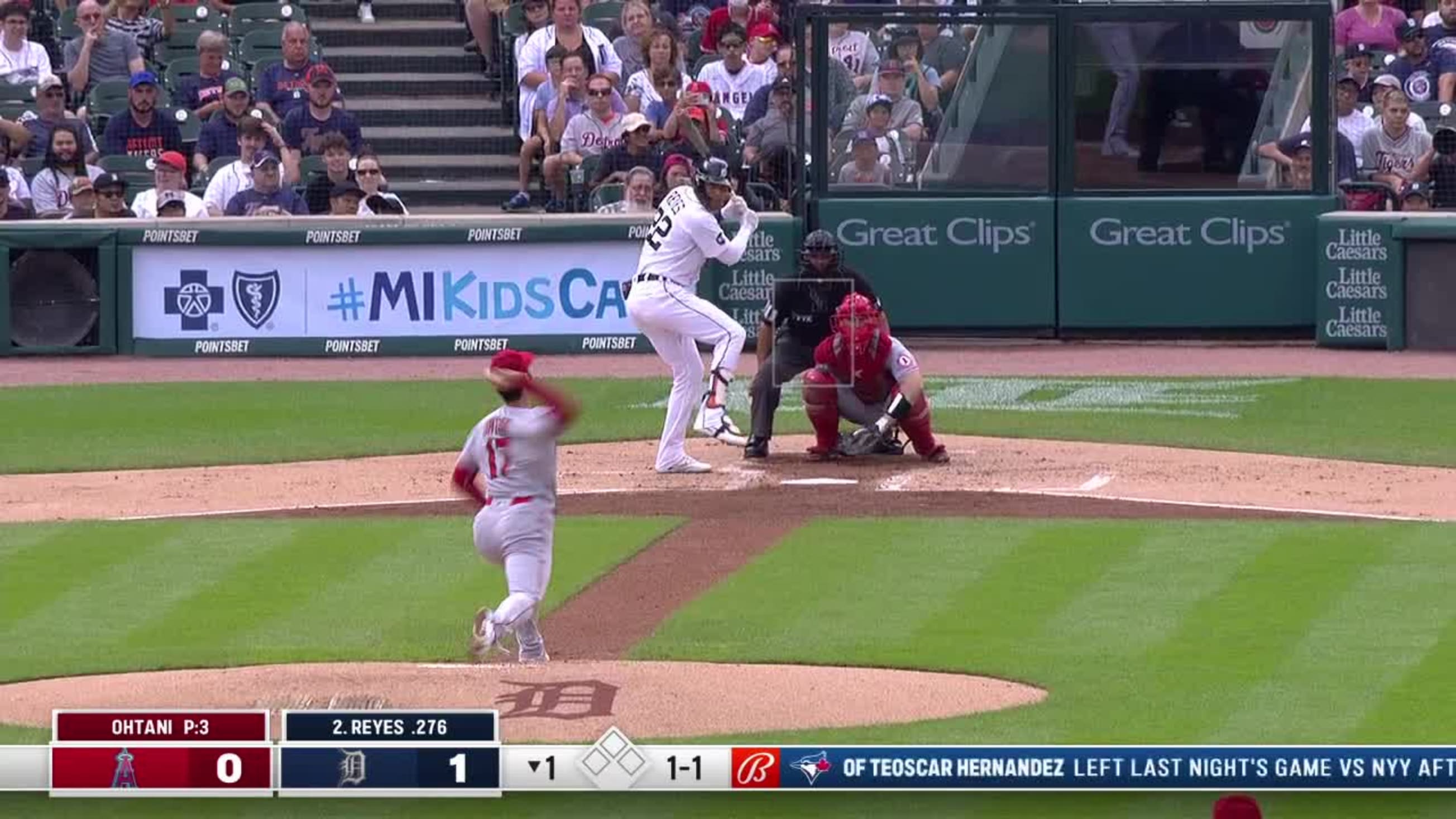 Victor Reyes Pops Out To Shortstop Andrew Velazquez 08 21 22 Mlb Com