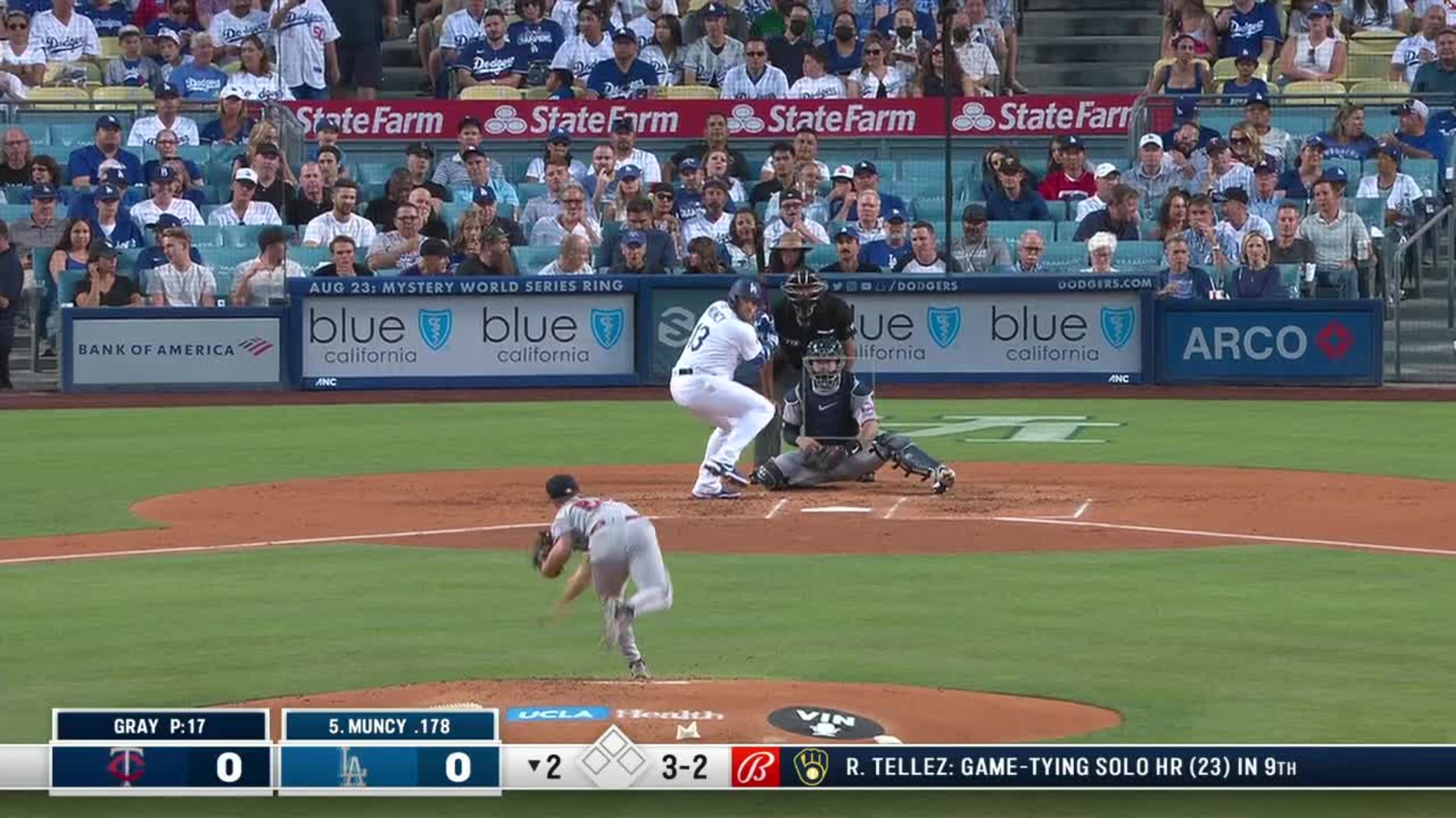 Max Muncy Game Tying Solo Home Run (Epic Bat Flip) vs Mariners