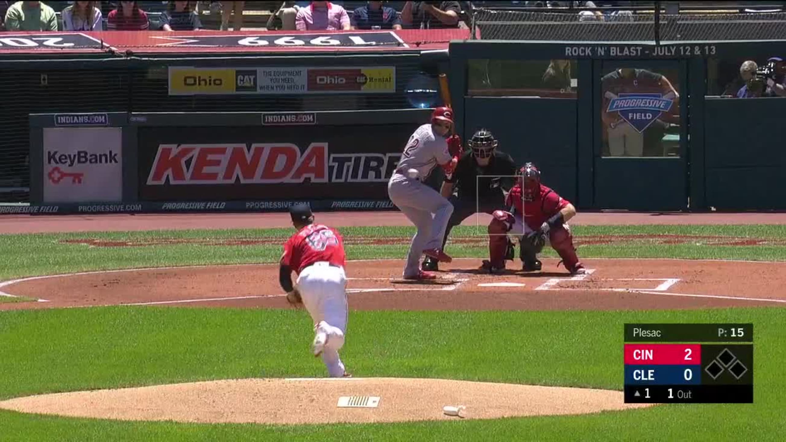 Derek Dietrich is a man of many talents : r/Reds