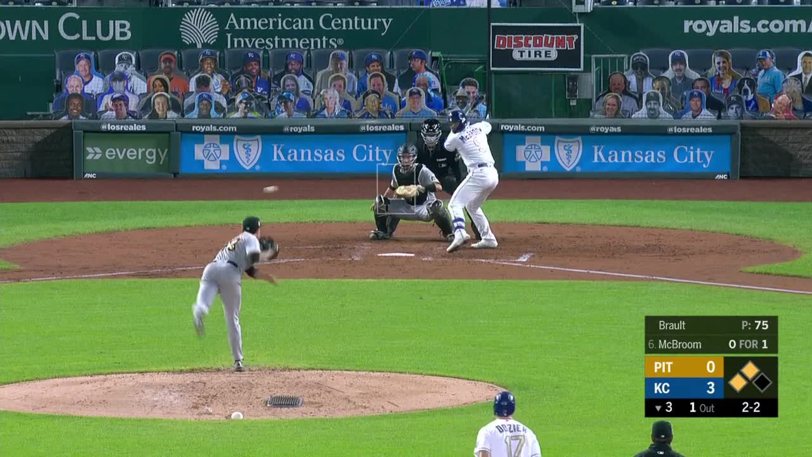 Ryan Mcbroom Flies Out To Right Fielder Cole Tucker 09 11 2020 Atlanta Braves