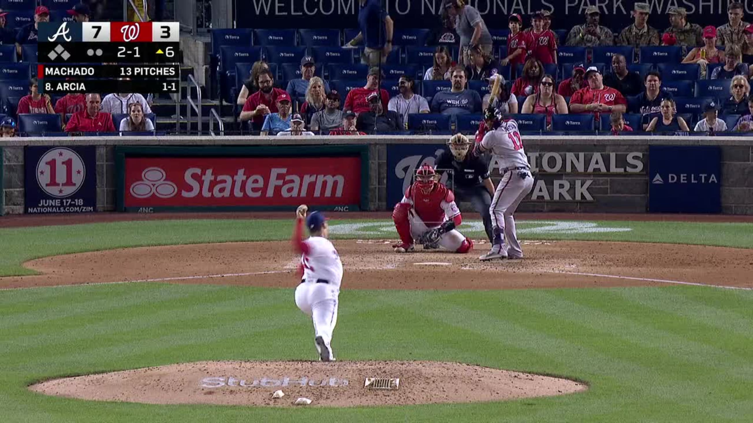 Orlando Arcia's solo home run, 06/14/2022