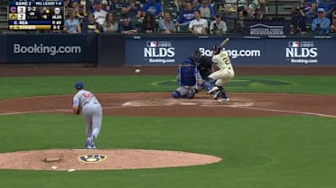 Caleb Durbin batea rodado batea para doble matanza, segunda base Nico Hoerner a campo corto Dansby Swanson a primera base Michael Busch. Sal Frelick out en 2da. Caleb Durbin out en 1ra.