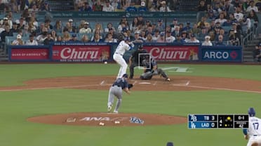 動画を再生