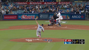 Chris Taylor hits a sac fly to center | 04/15/2024 | Los