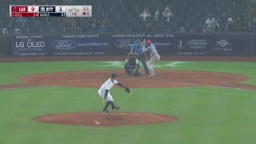 動画を再生