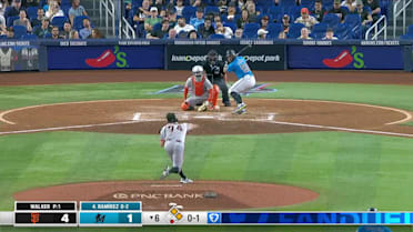 Agustín Ramírez flies out to center fielder Luis Matos.