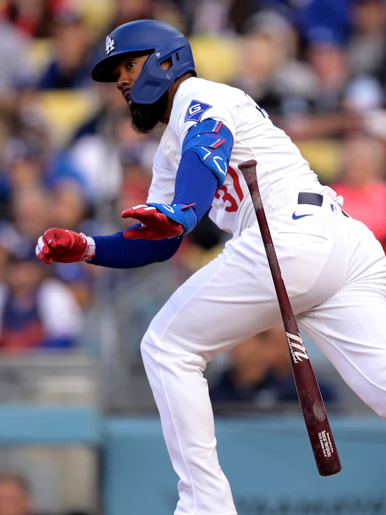 Teoscar Hernández Stats and Highlights - MLB Player Stories