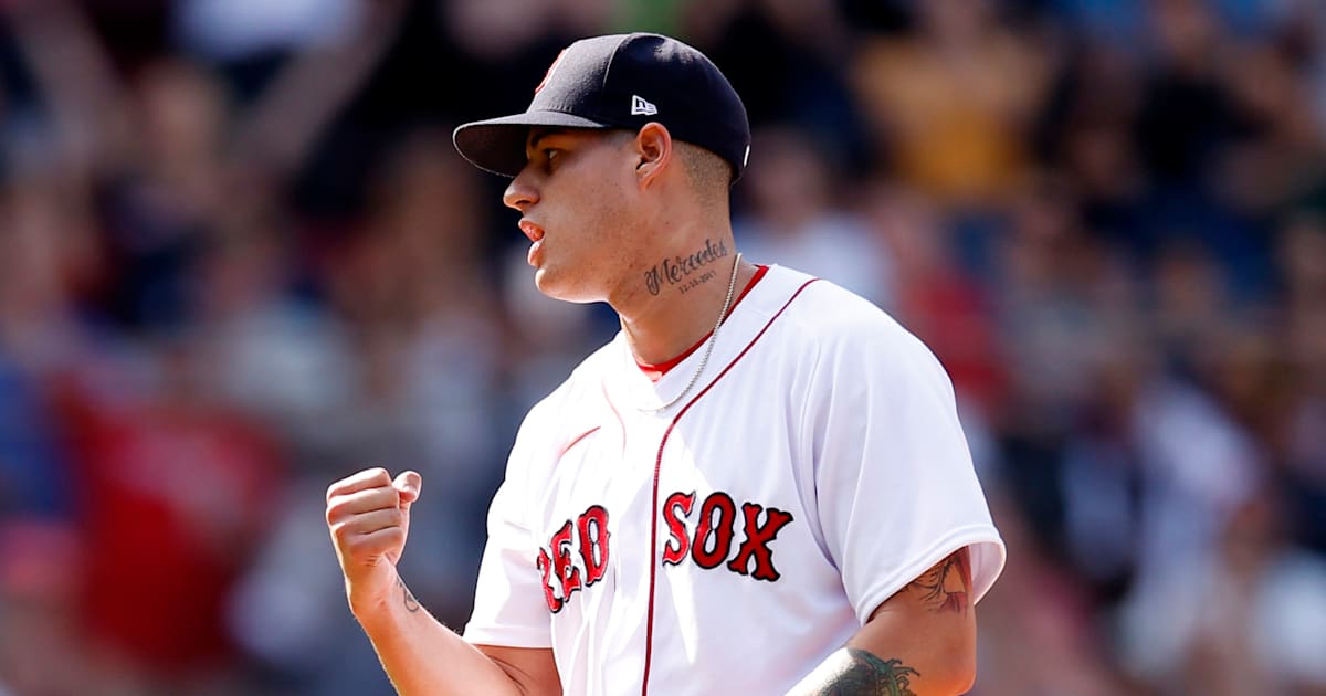 Yacksel Ríos Stats and Highlights - MLB Player Stories