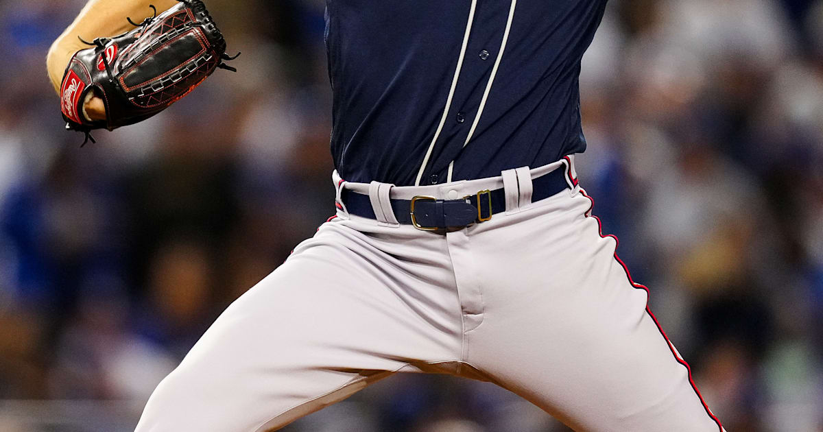 Dylan Lee Stats and Highlights - MLB Player Stories