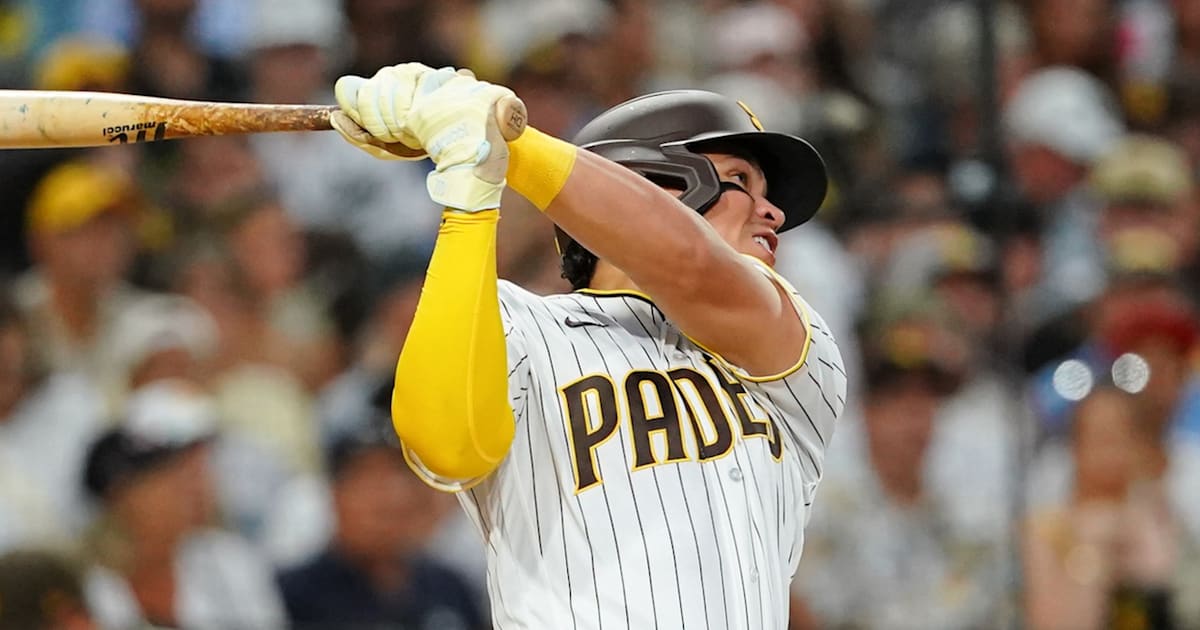 Dustin Harris Stats and Highlights - MLB Player Stories