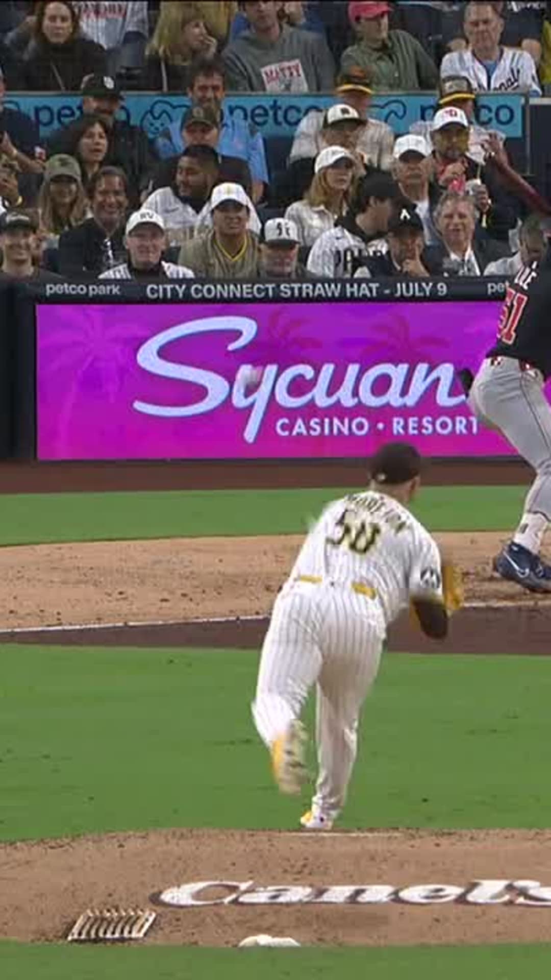 Fernando Tatis Jr. meets Mikey De Jesus Martinez