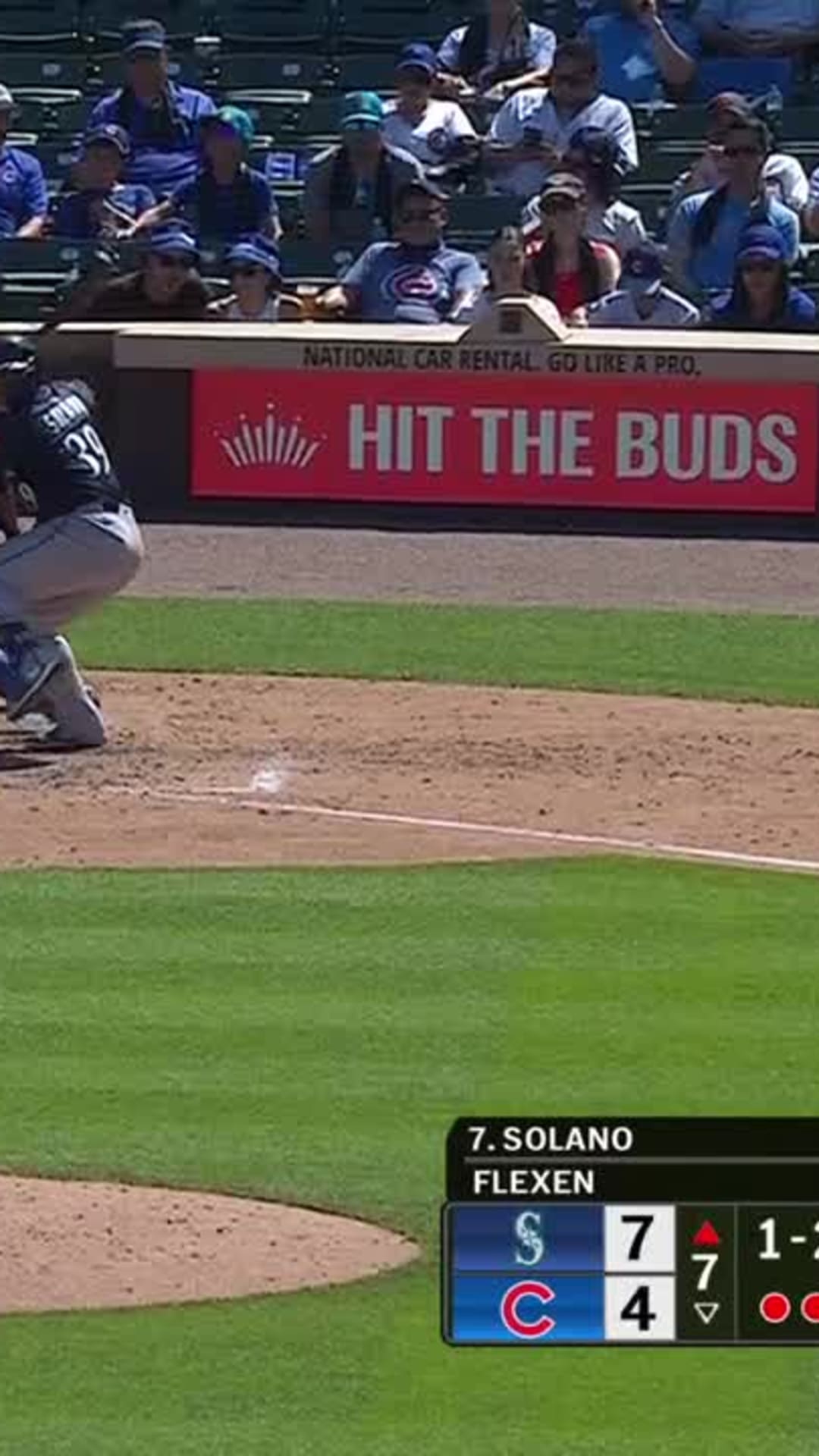 Donovan Solano signs contract with Mariners