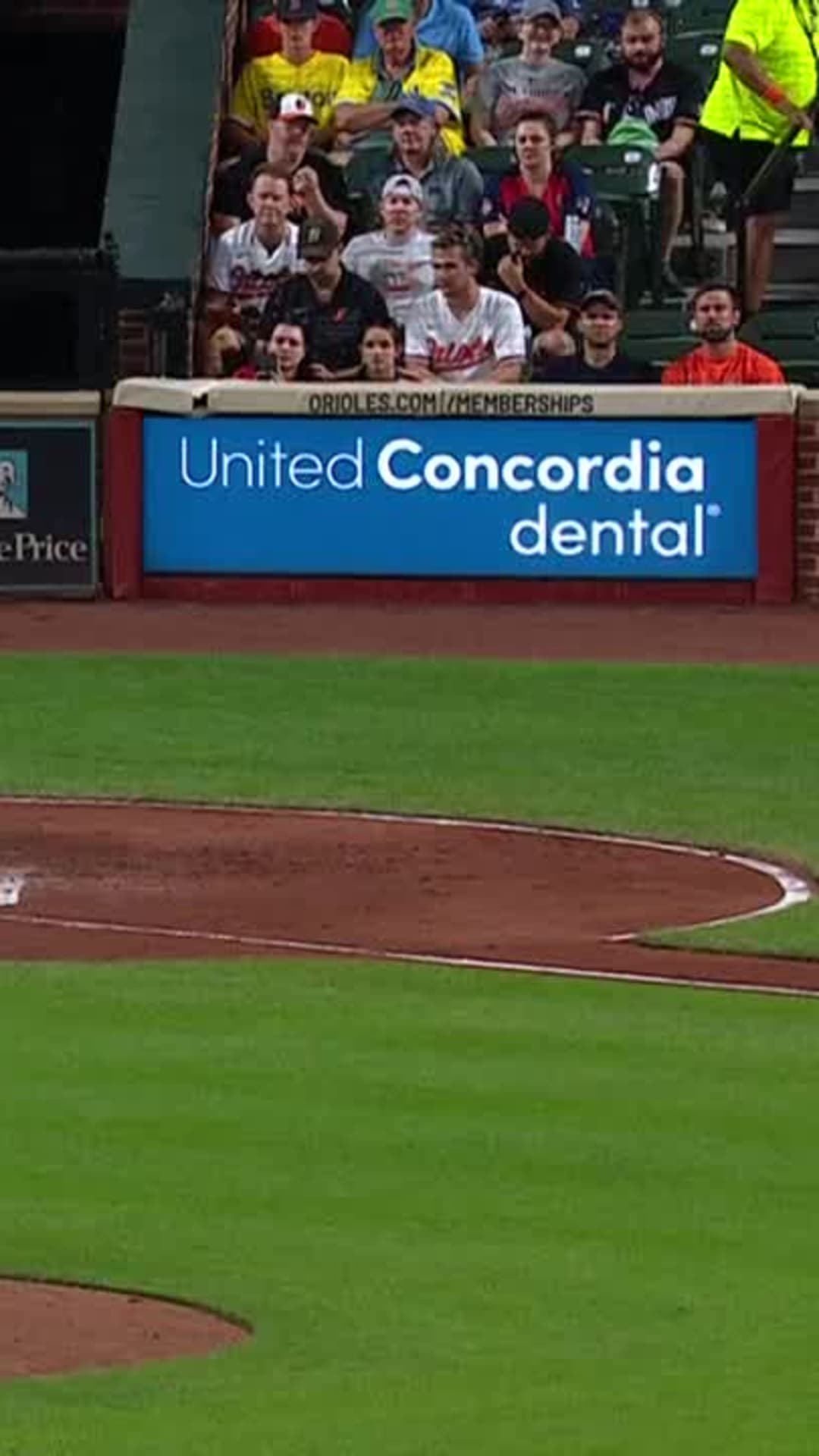 ロマン・アンソニーのホーム初本塁打で快勝