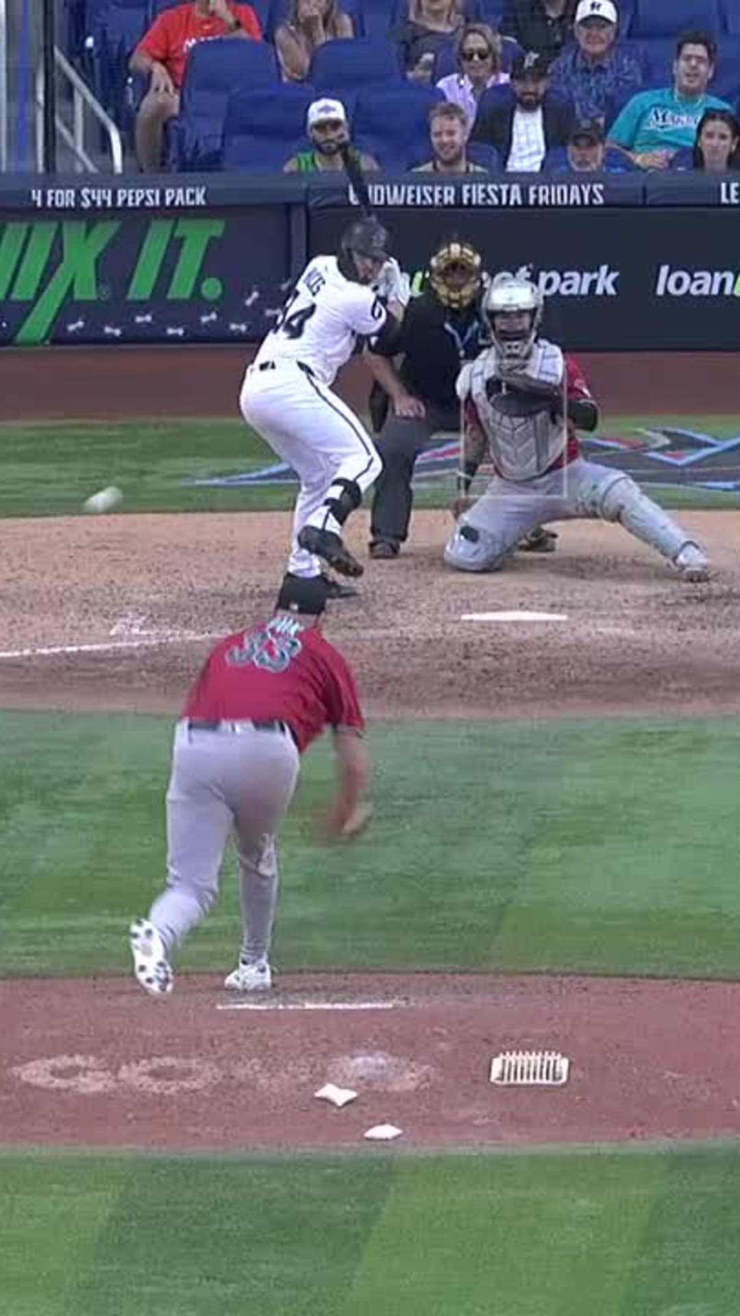 PUG baseball あんパンミット PUG baseball あんパンミット PUG baseball あんパンミット