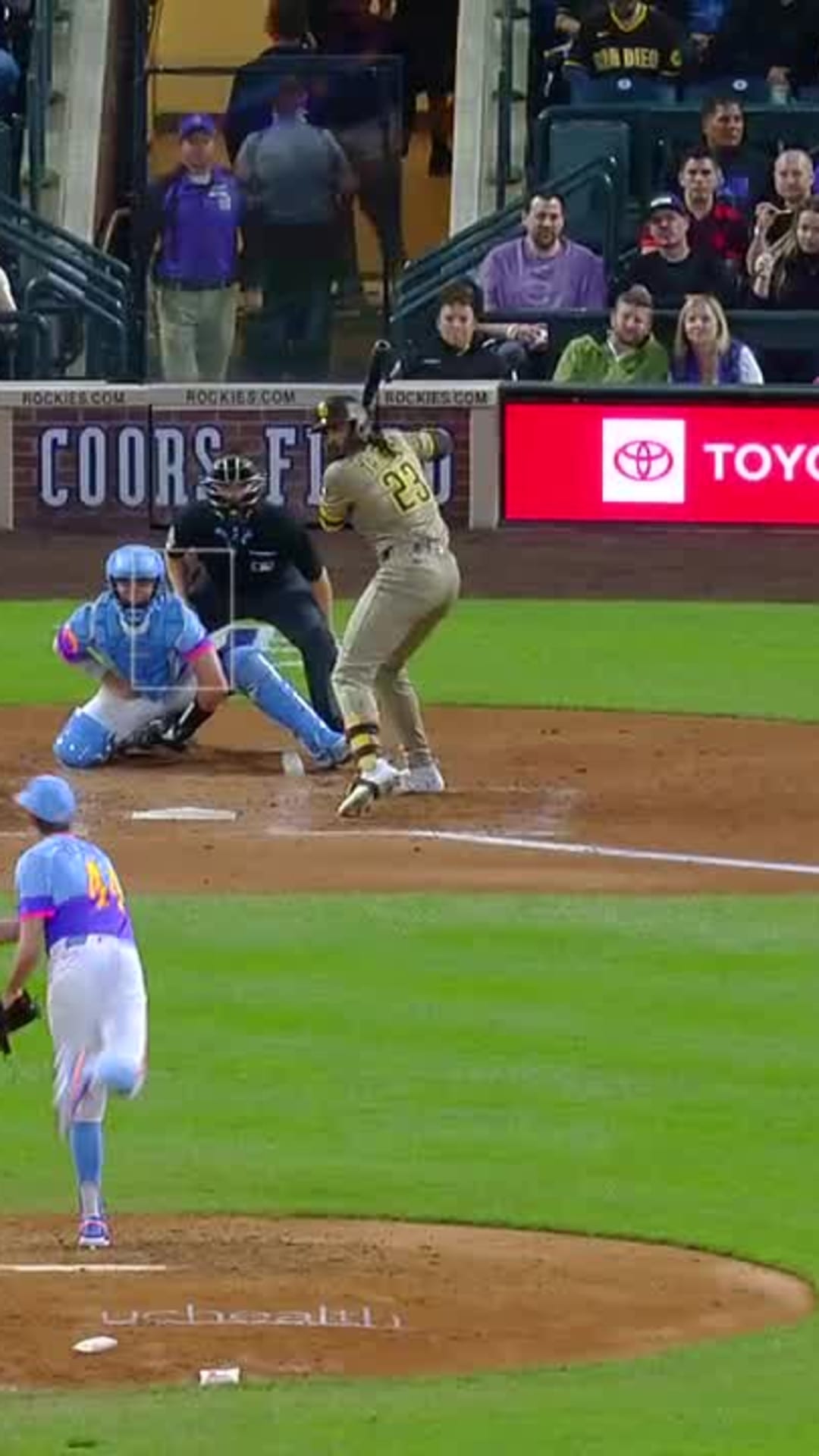 Fernando Tatis Jr.'s Jordan 1 Mid Cleat Platino PE Honors