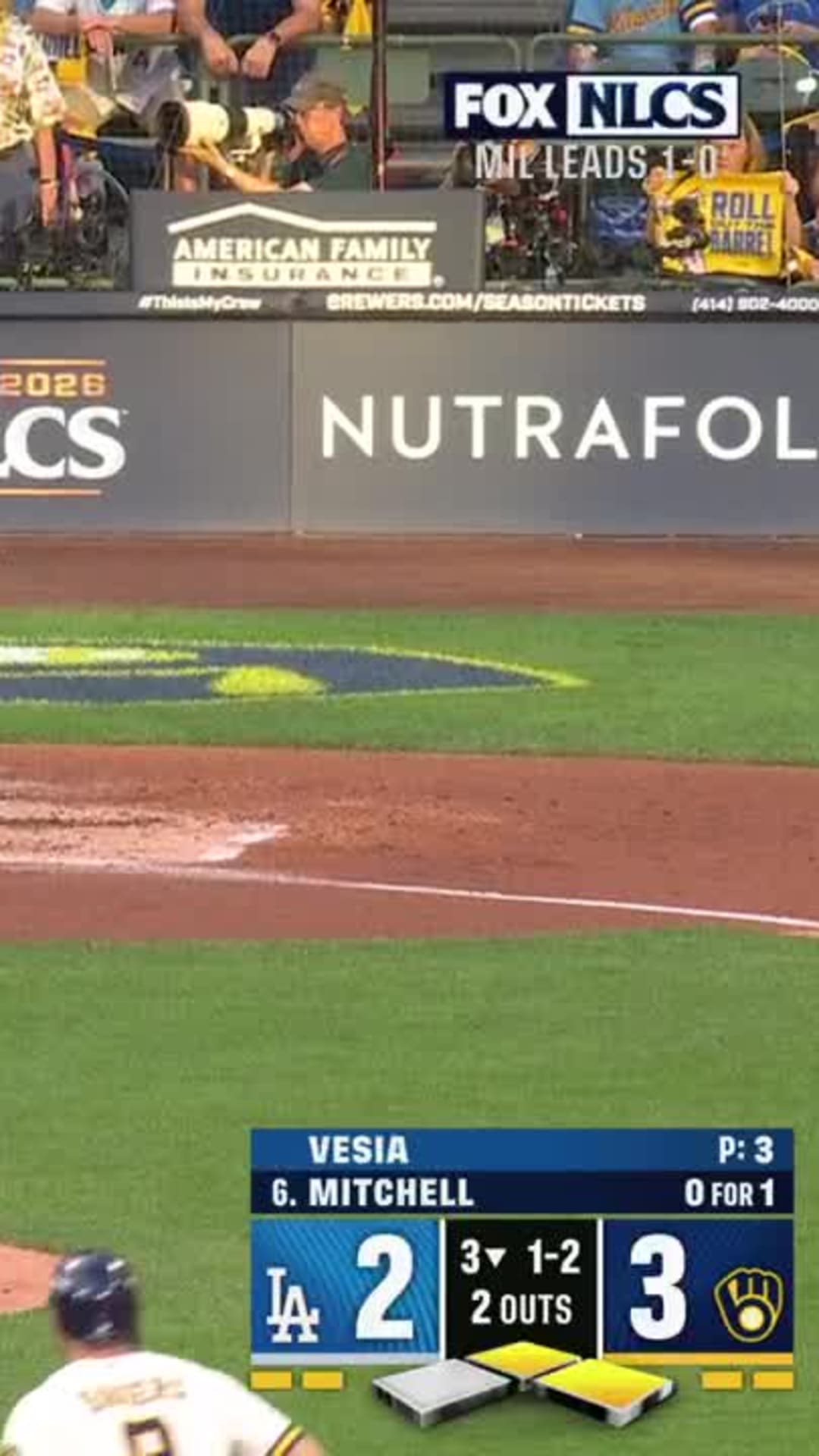 ドジャースのブルペン陣はアレックス・ベシアを称える帽子を着用
