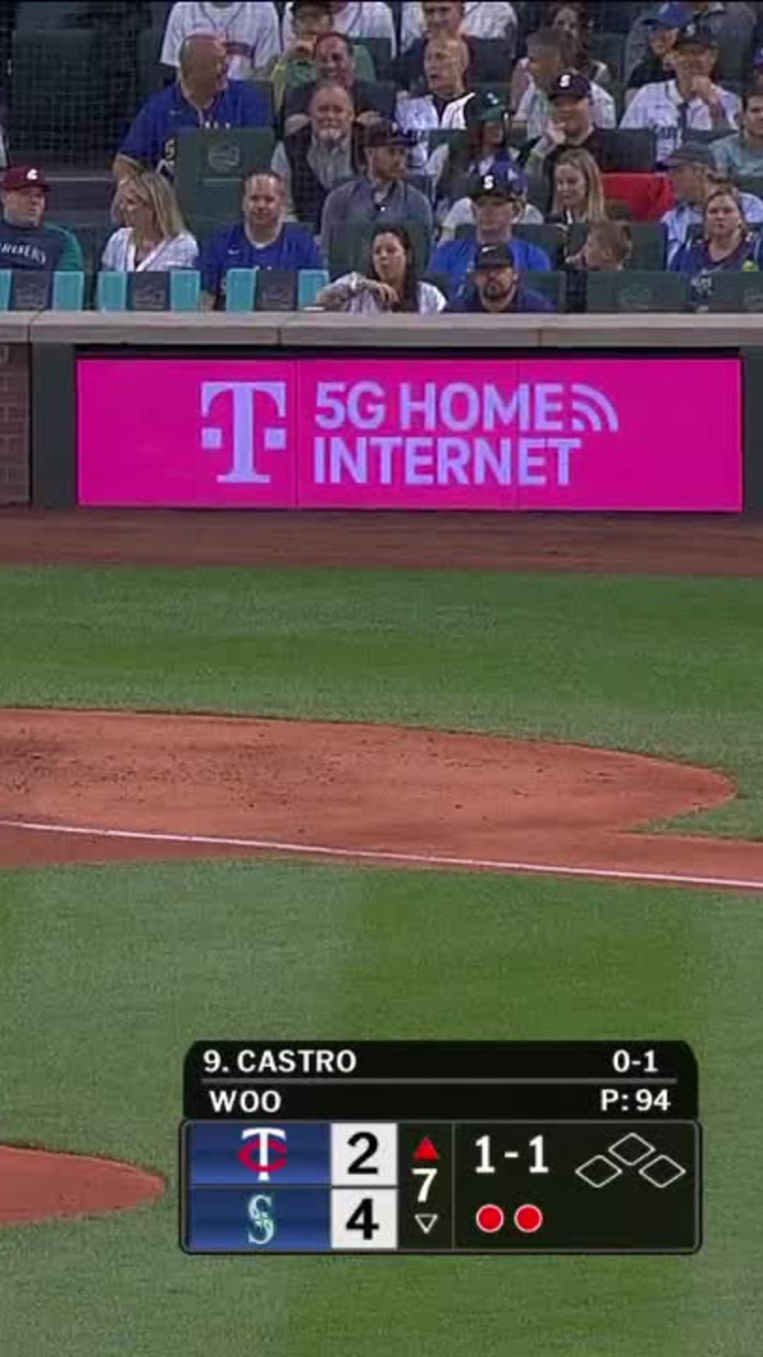 Mariners looking to upgrade at third base