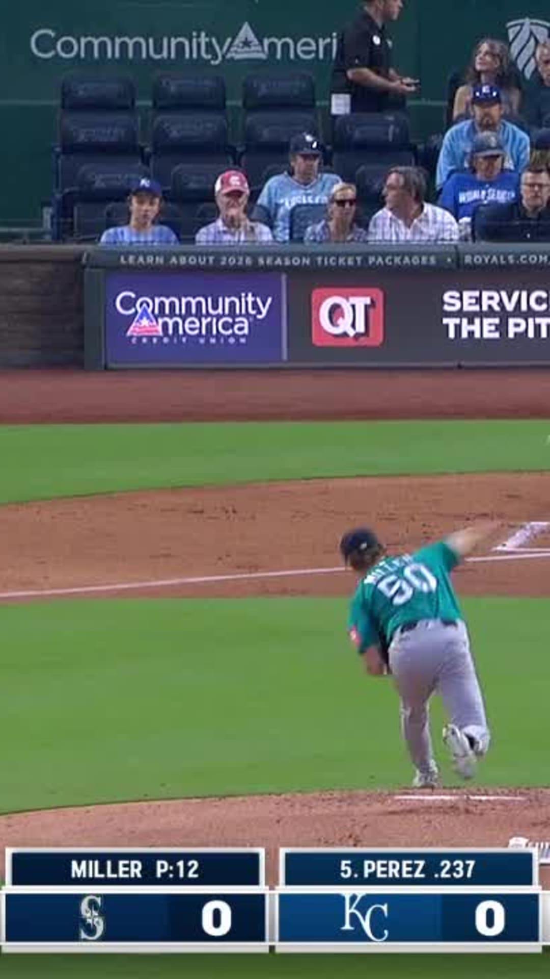 Salvador Perez moves into 6th in hits in Royals history