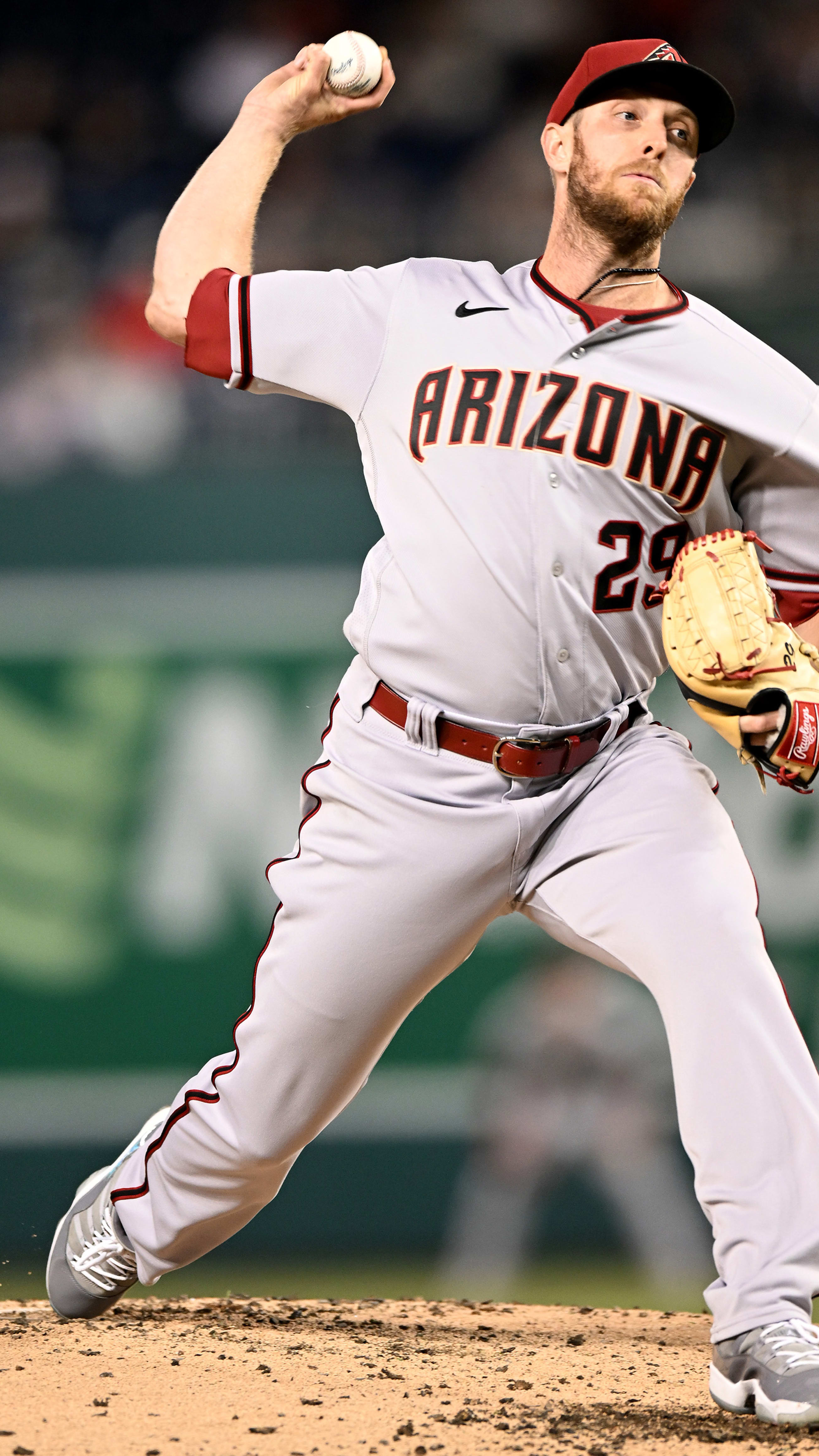 Merrill Kelly intentional about Spring Training