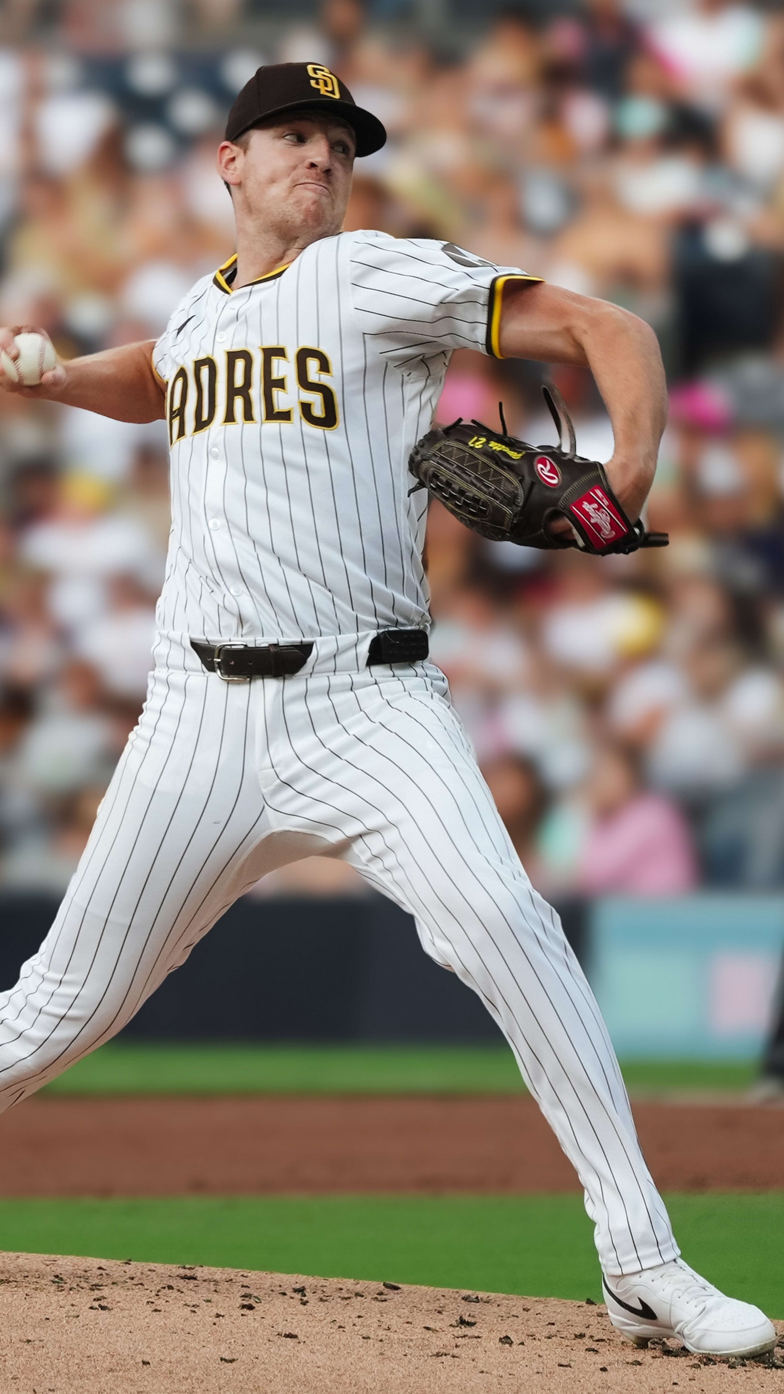 パドレスの優先事項は「適切な監督」を見つけることと「先発投手」の補強