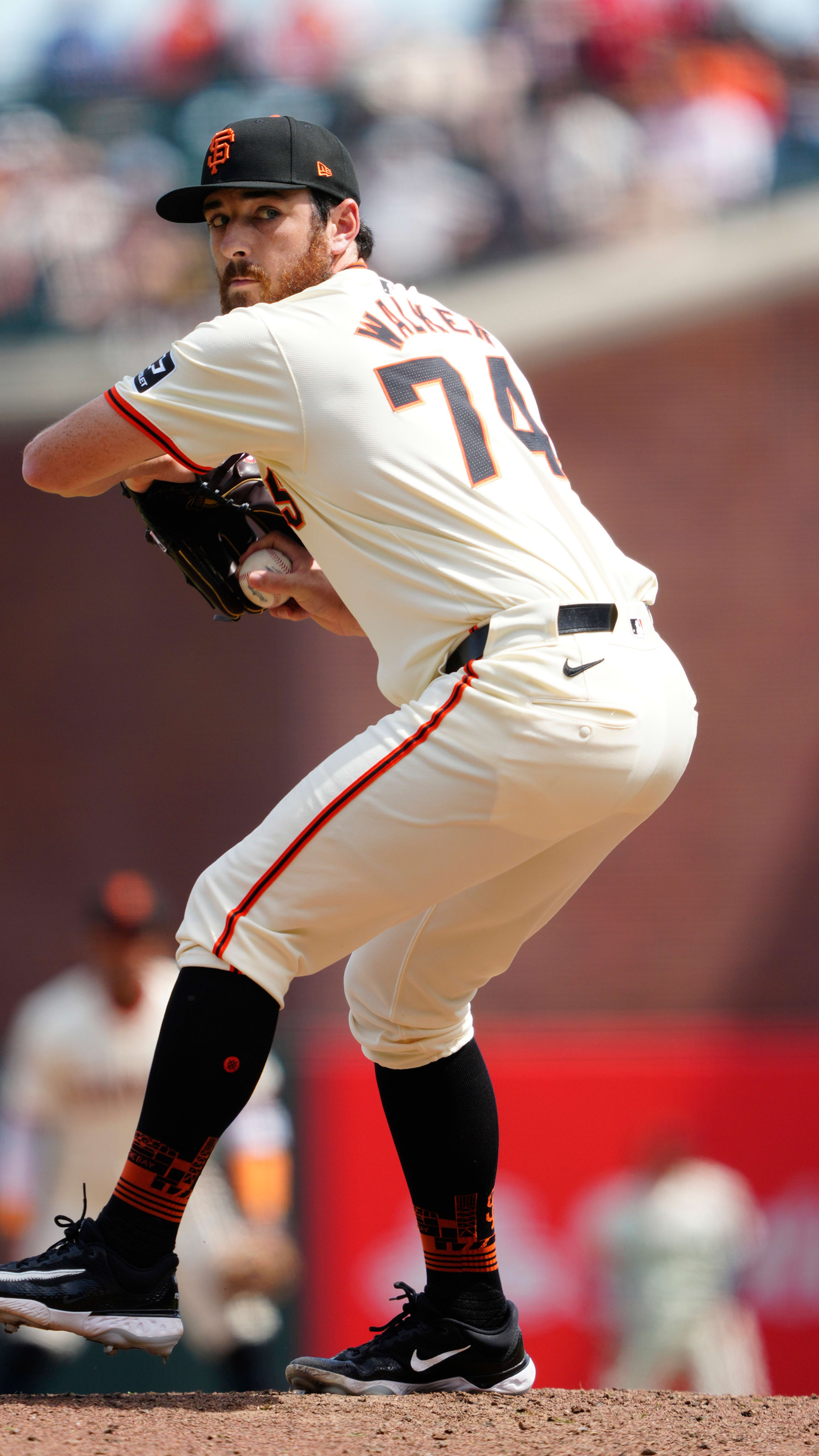 Giants option Ryan Walker to Triple-A Sacramento