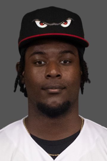 Photo headshot of Isaiah Lowe