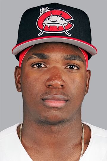 Photo headshot of Luis Peña