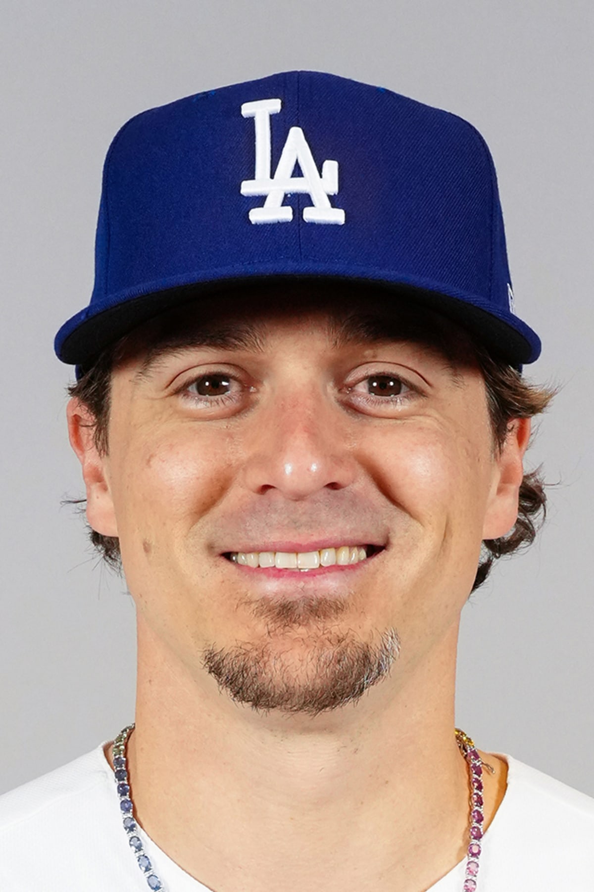 Enrique Hernández official MLB portrait