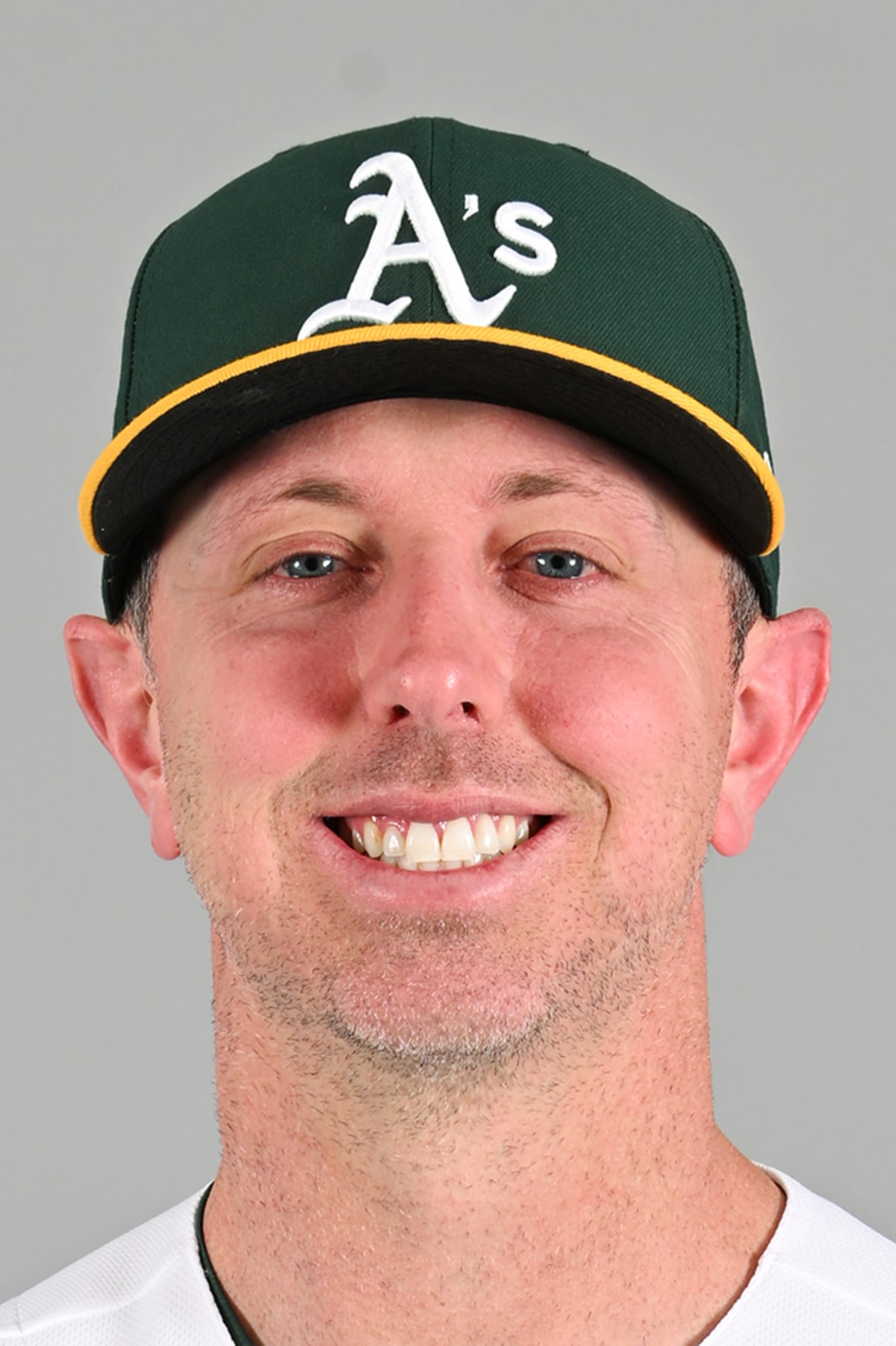 Brooks Kriske official MLB portrait