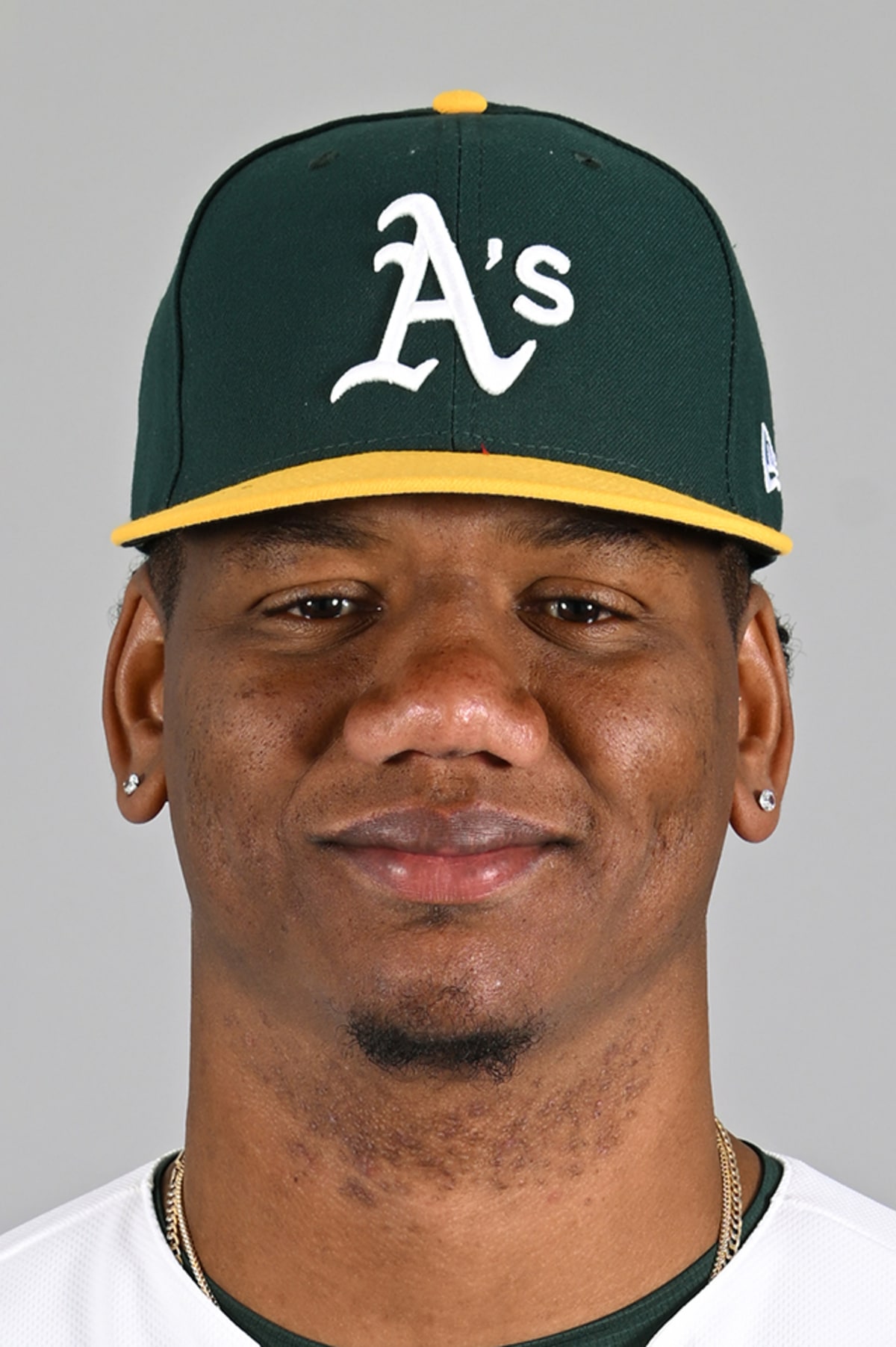 Elvis Alvarado official MLB portrait