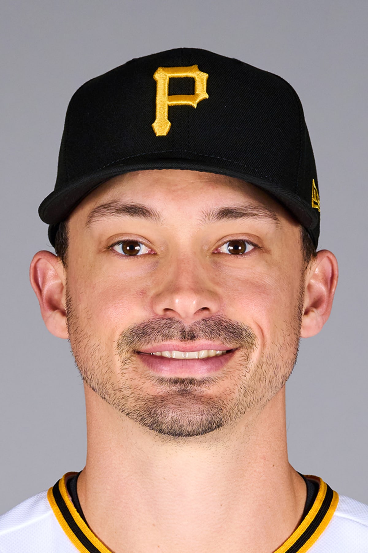 Bryan Reynolds official MLB portrait