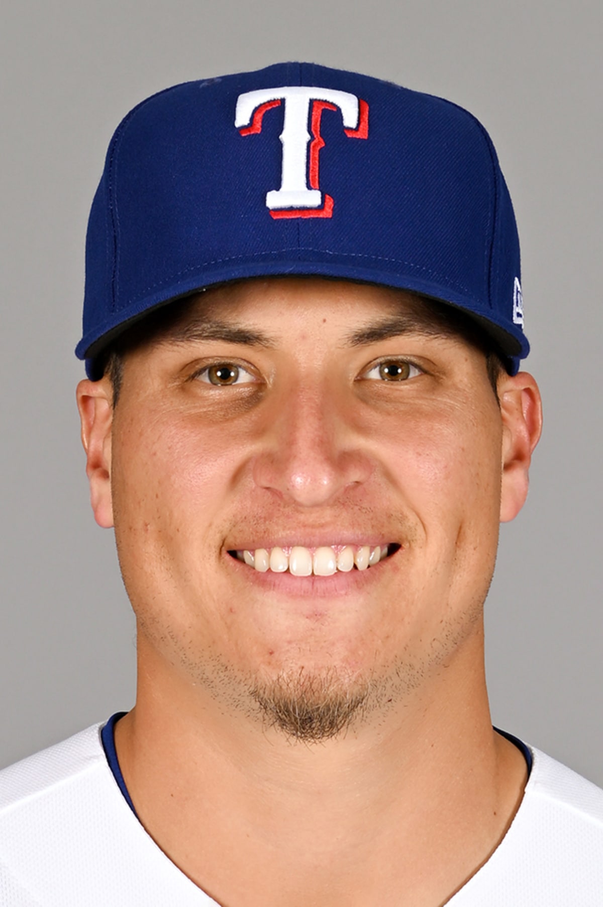 Robert Garcia official MLB portrait
