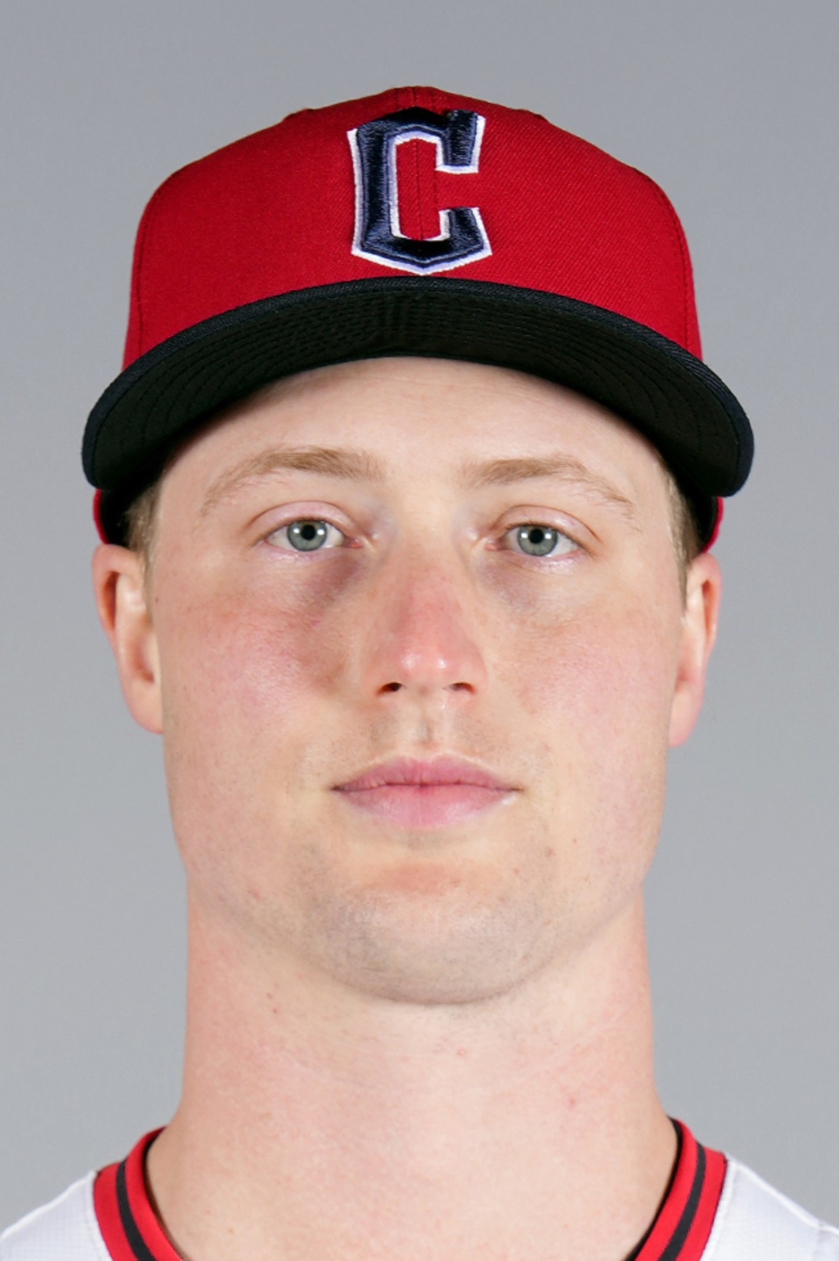 Tim Herrin official MLB portrait