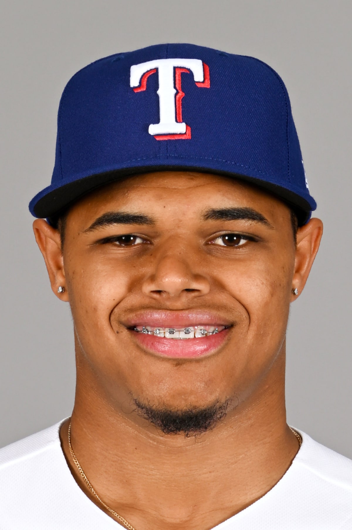 Winston Santos official MLB portrait
