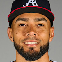 Robert Suarez